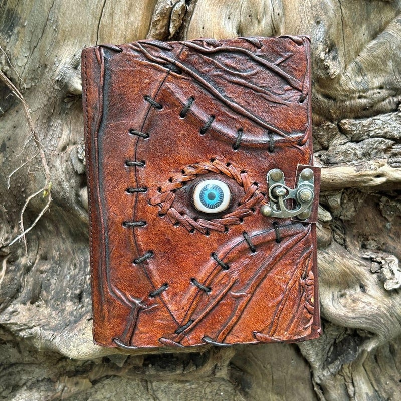 PRASTARA Hocus Pocus Leather Journal Halloween Decorations Blank Spell Book of Shadows with Lock Clasp Decor Prop Vintage Bound Notebook Witchcraft Wiccan Grimoire Magic Eye Sketchbook Drawing And Witch Decoartions Perfect for Spooky Gifts And Spooky Decor 5X7 INCH (HOCUS POCUS) - Image 1